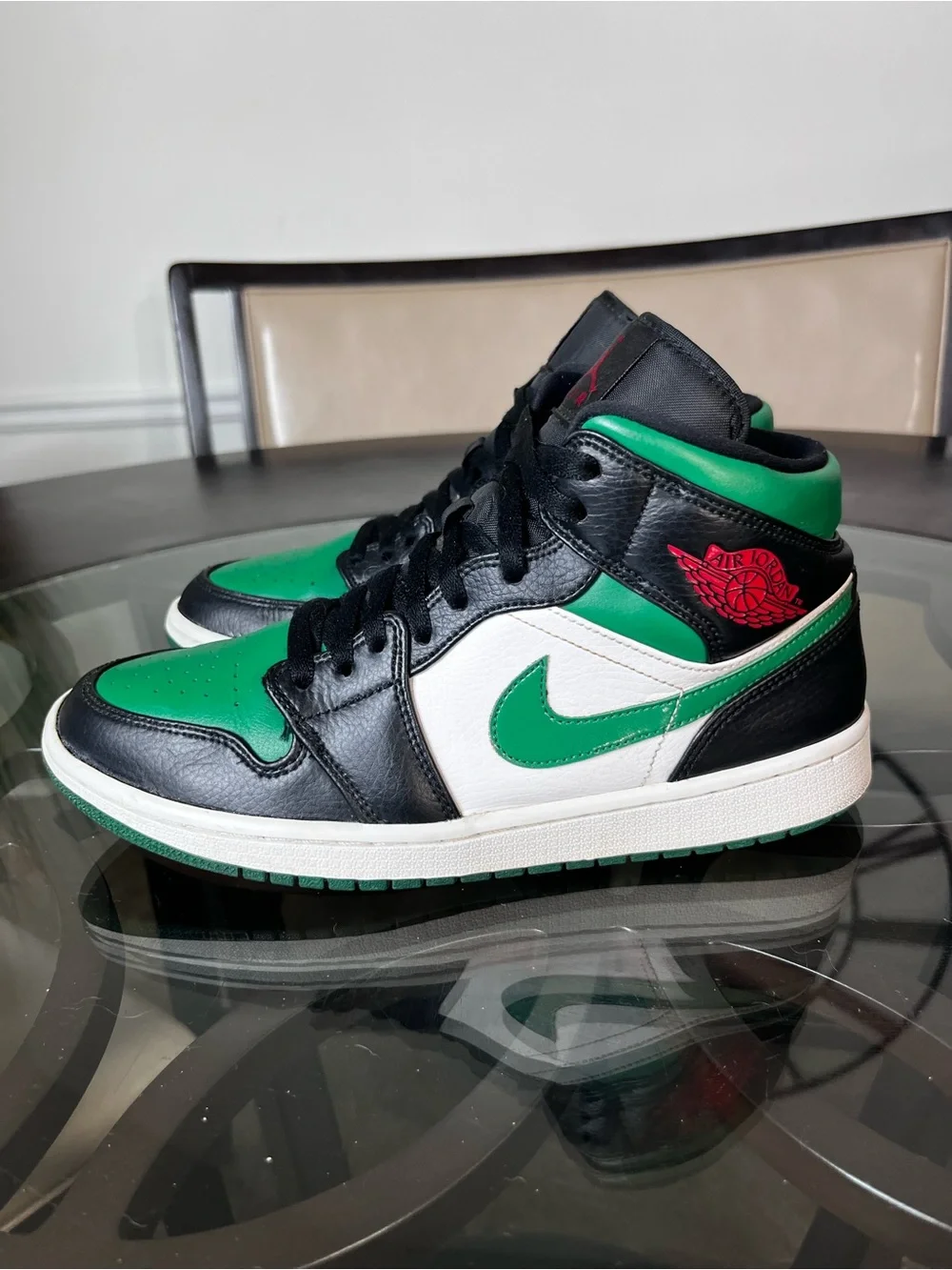 Nike Air Jordan 1 Mid Pine Green Sneakers Men's Size 9.5